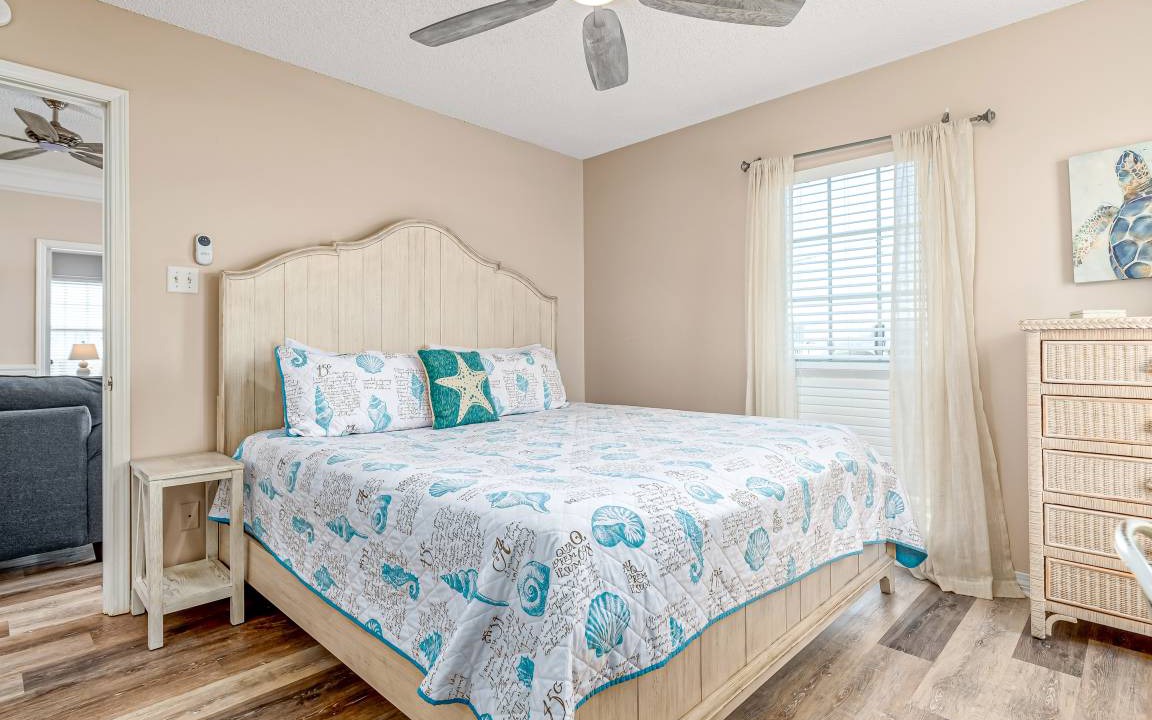 Photo of Bedroom in Silver Cay
