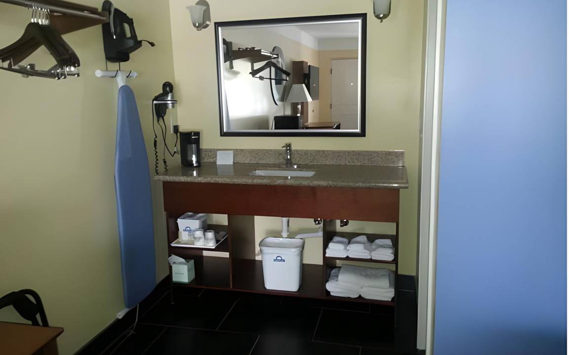 Photo of Bathroom in Fultondale