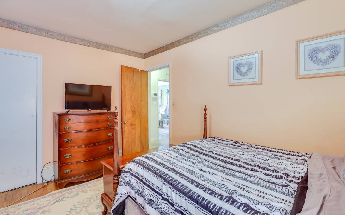 Photo of Bedroom in Shannon