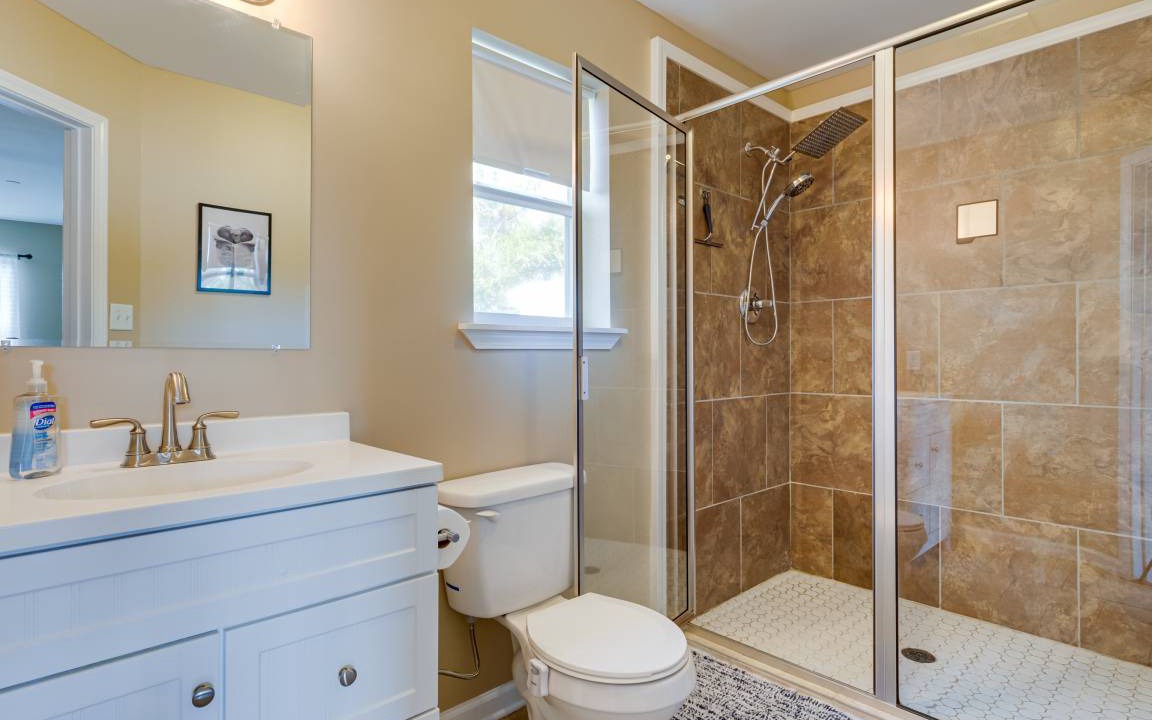 Photo of Bathroom in Central Business District