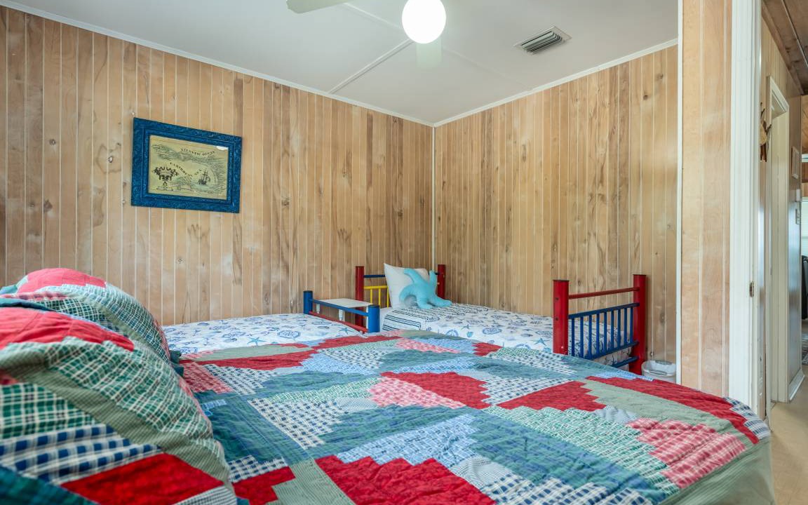 Photo of Bedroom in Dauphin Island