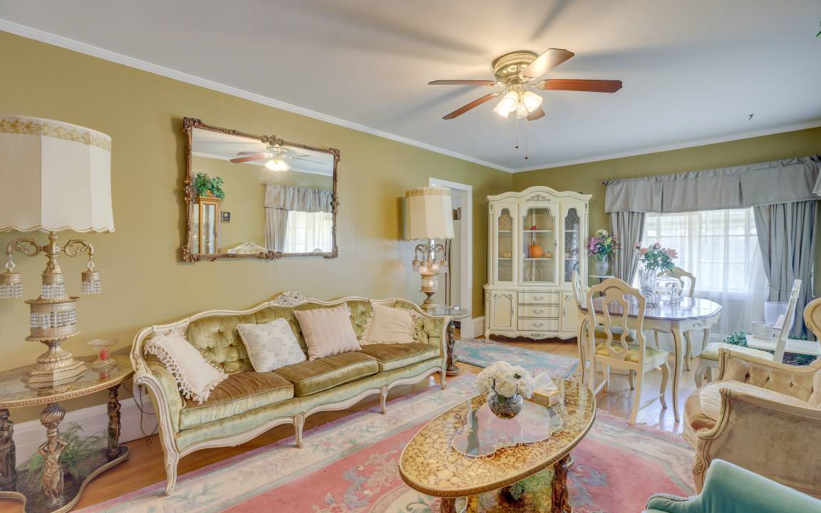 Photo of Livingroom in Shannon