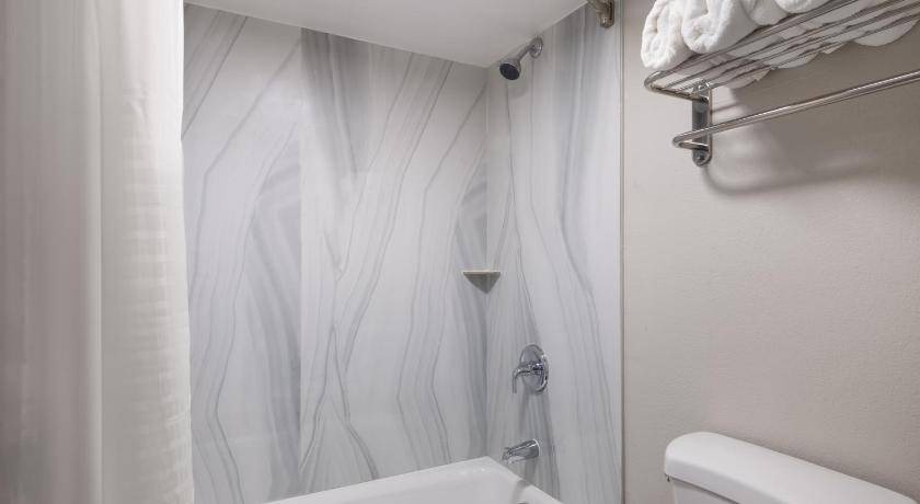 Photo of Bathroom in Gunter Afs