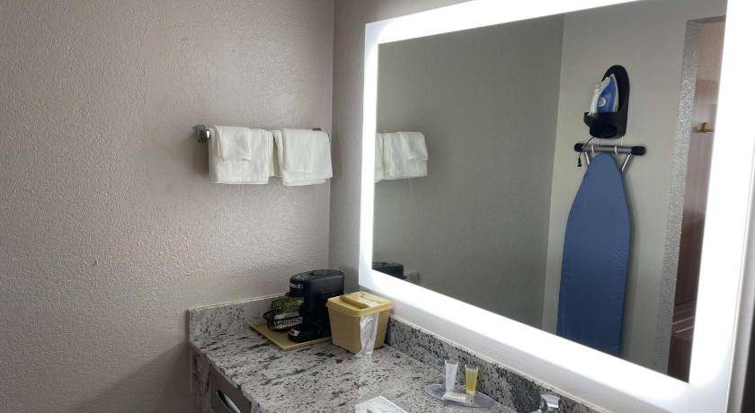 Photo of Bathroom in Gunter Afs