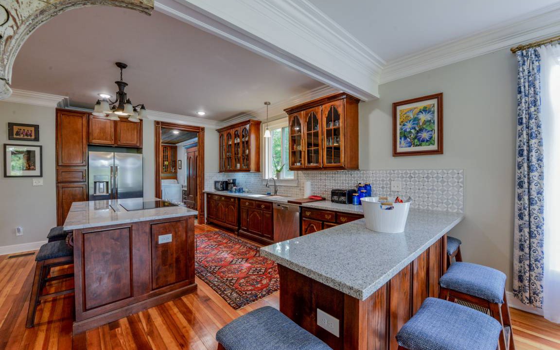 Photo of Kitchen in Samantha