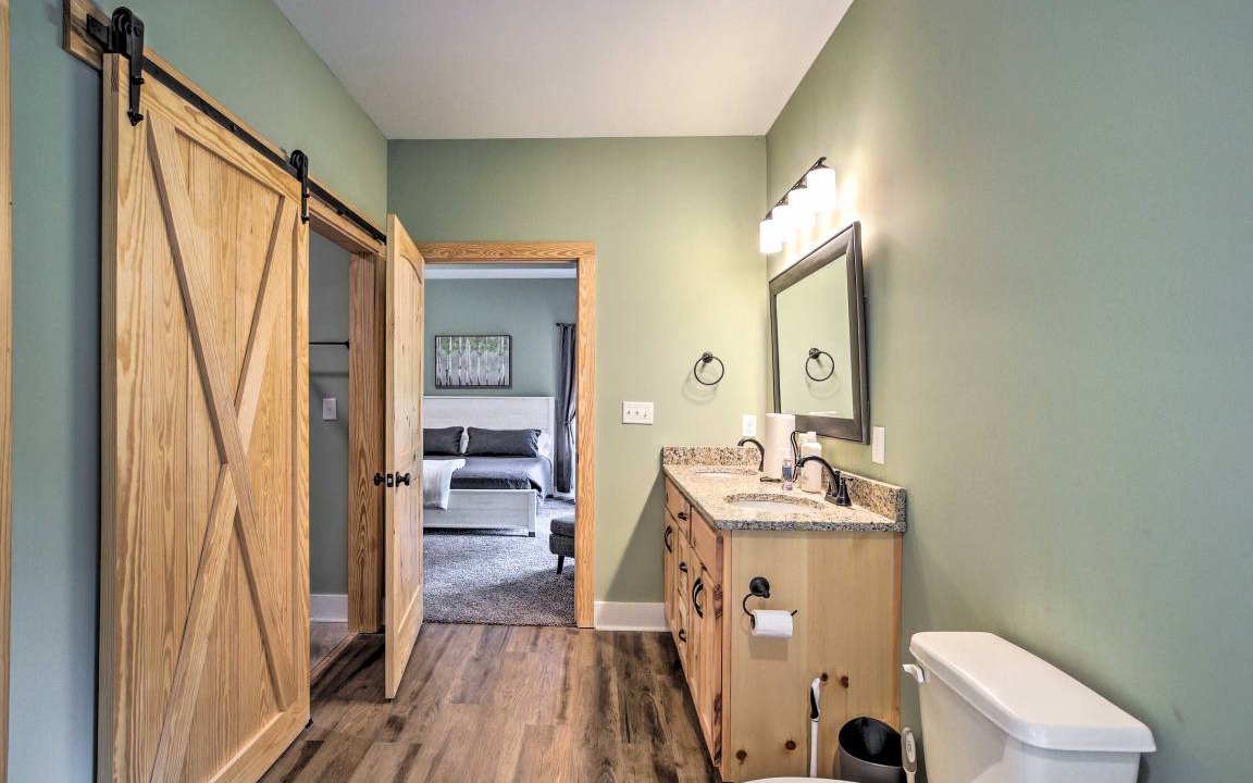 Photo of Bathroom in East Tallassee