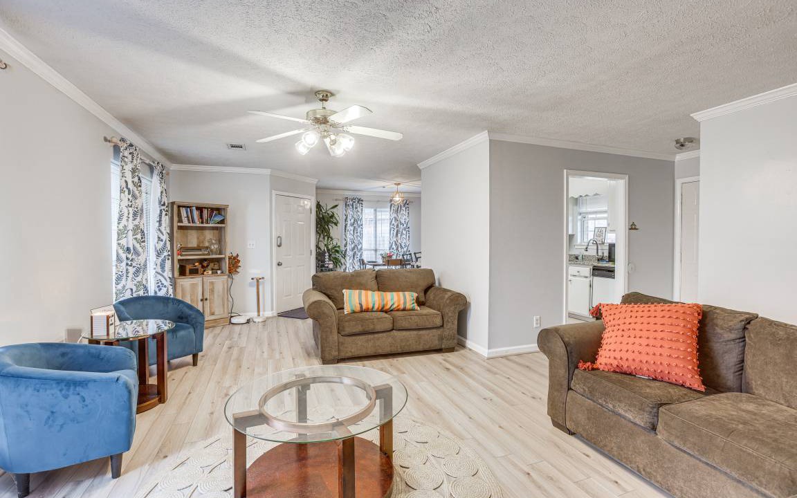 Photo of Livingroom in Millbrook