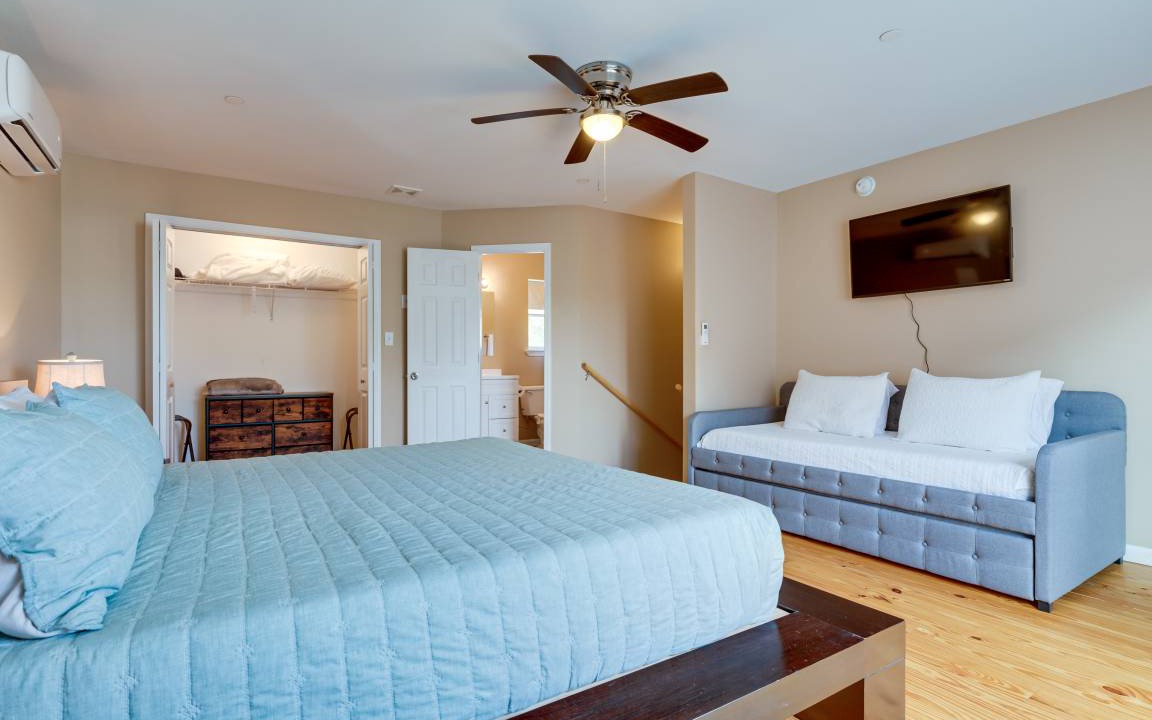 Photo of Bedroom in Central Business District