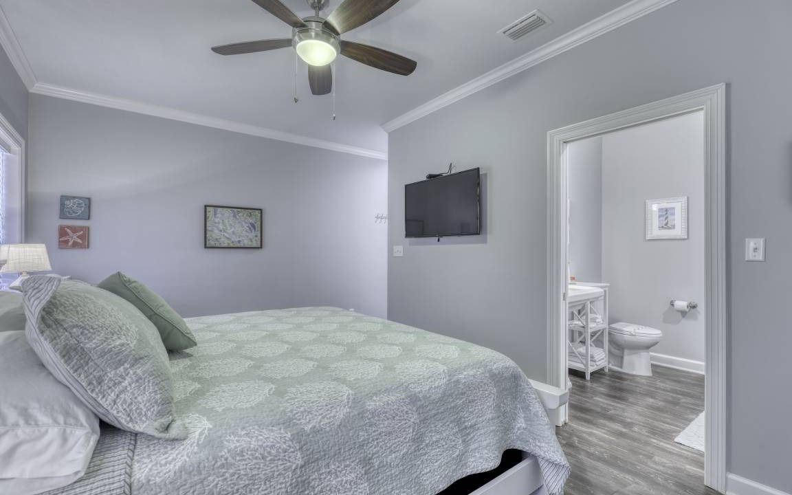 Photo of Bedroom in Dauphin Island