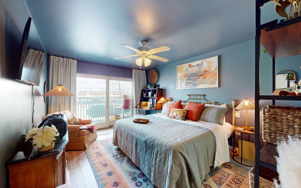 Photo of Bedroom in Ono Island