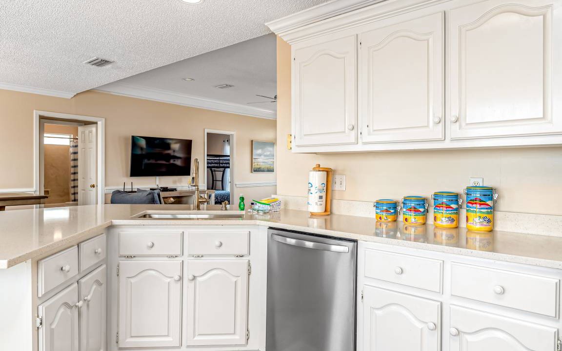 Photo of Kitchen in Silver Cay