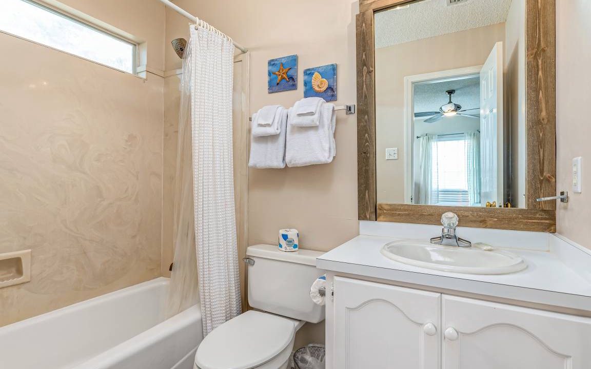 Photo of Bathroom in Silver Cay