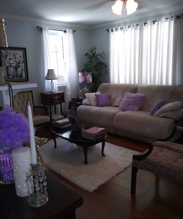 Photo of Livingroom in Tuskegee
