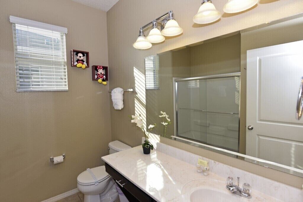 Photo of Bathroom in Crystal Cove