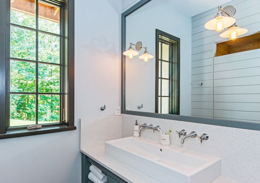 Photo of Bathroom in Jacksons' Gap