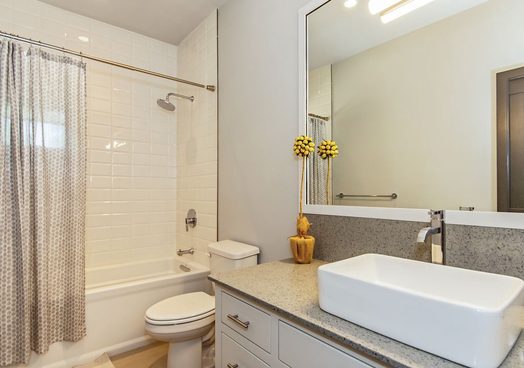 Photo of Bathroom in Jacksons' Gap