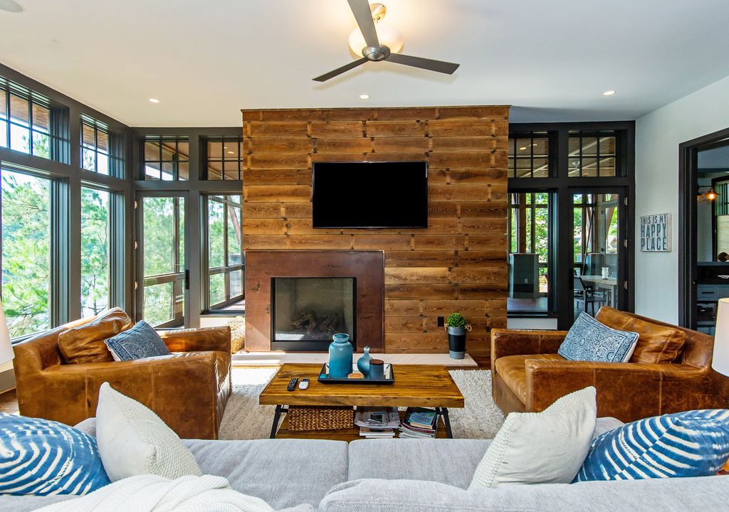 Photo of Livingroom in Jacksons' Gap