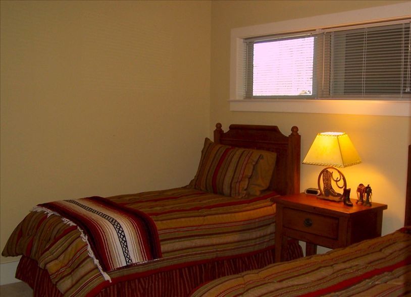 Photo of Bedroom in Talladega