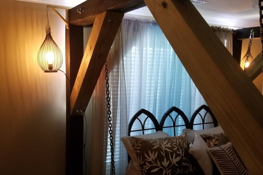 Photo of Bedroom in Hazel Green