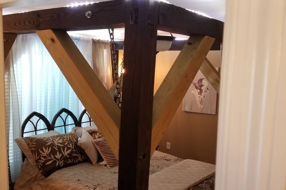 Photo of Bedroom in Hazel Green
