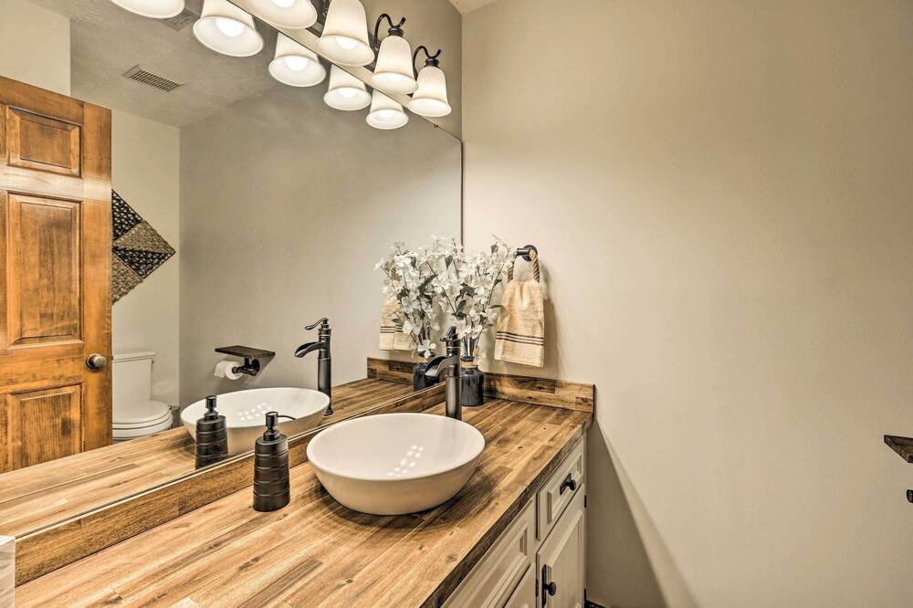 Photo of Bathroom in East Tallassee