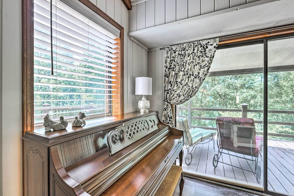 Photo of Bedroom in East Tallassee