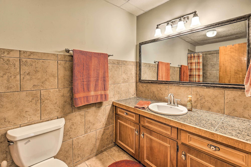 Photo of Bathroom in East Tallassee