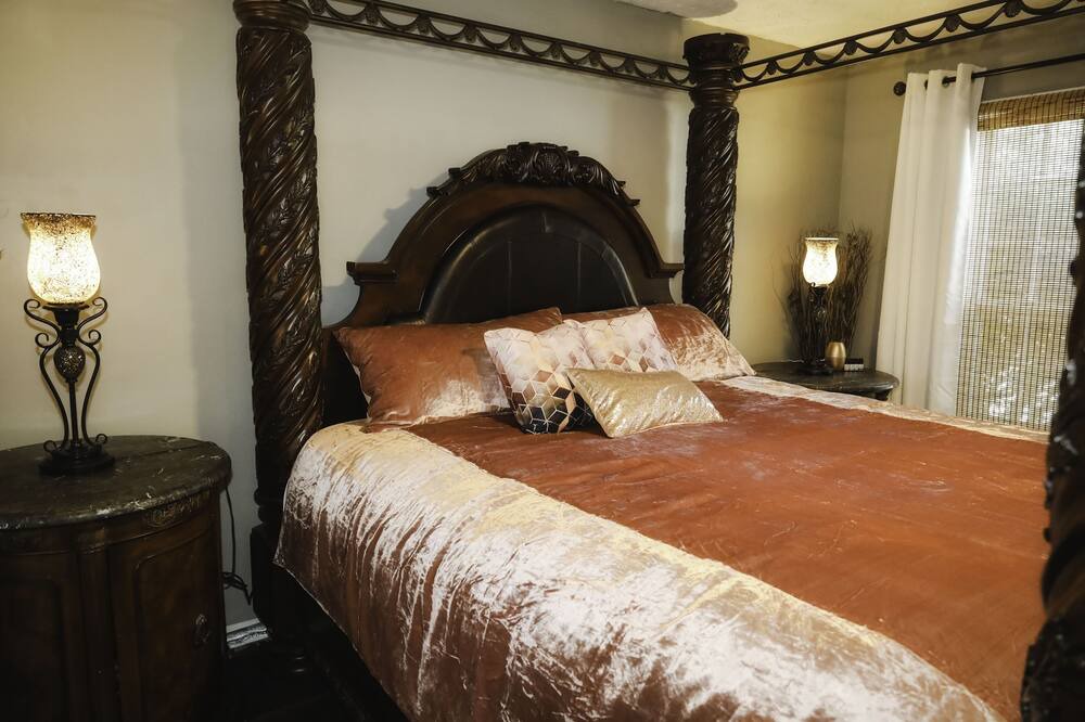 Photo of Bedroom in Phenix City