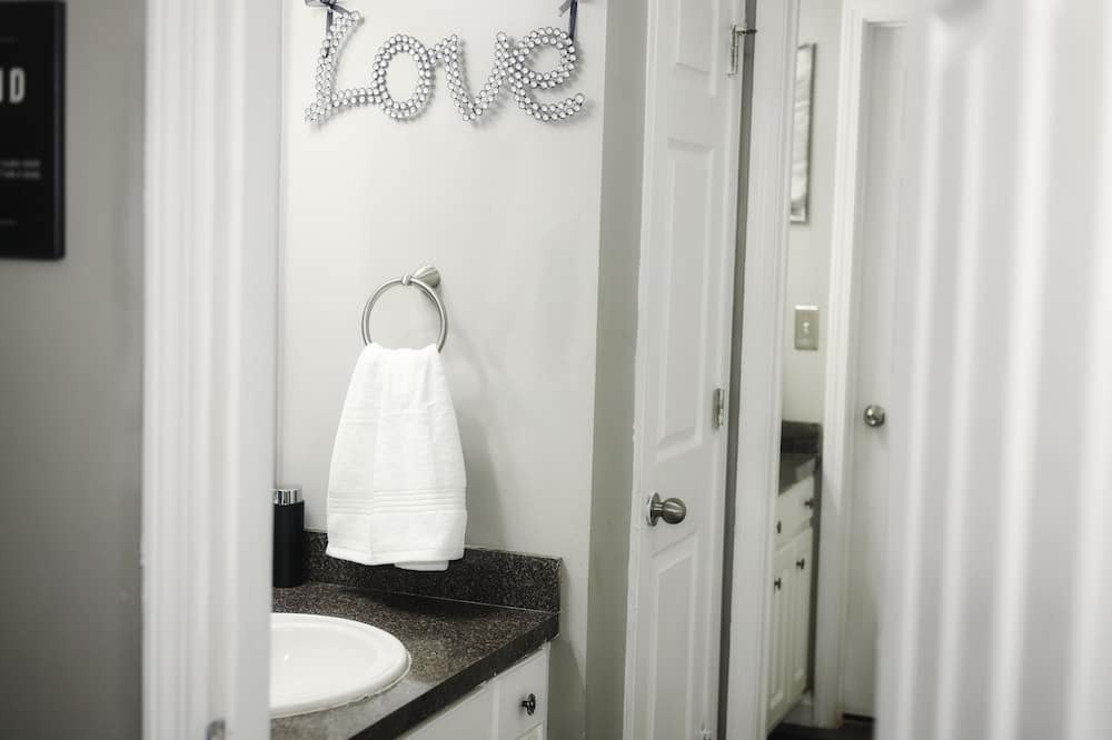 Photo of Bathroom in Phenix City