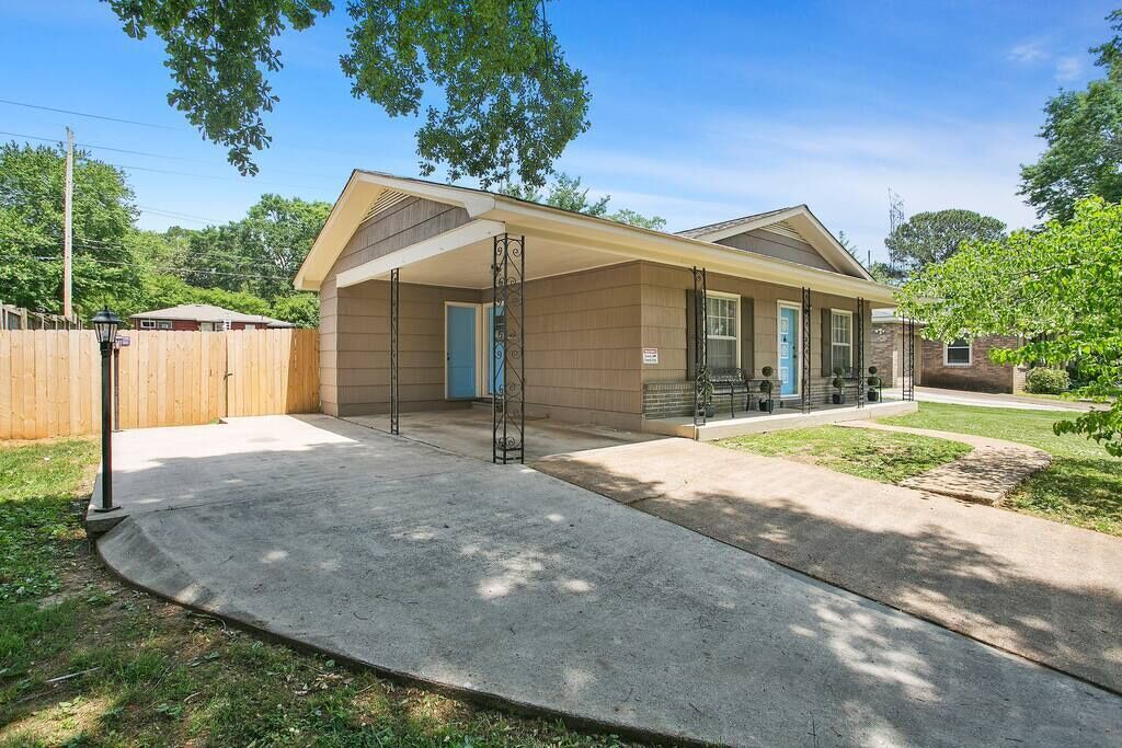 Photo of Outdoor in Decatur