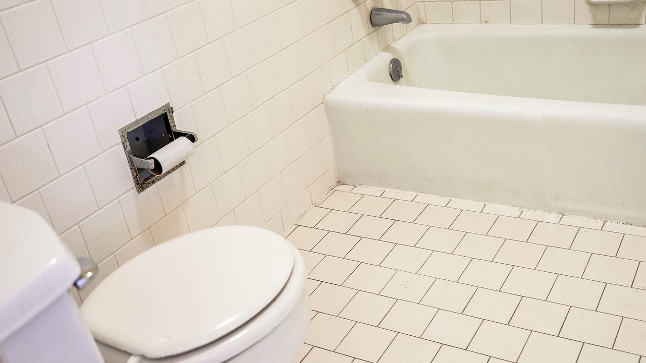 Photo of Bathroom in Opp