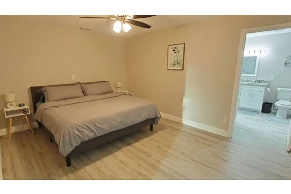 Photo of Bathroom in Sun Bay South