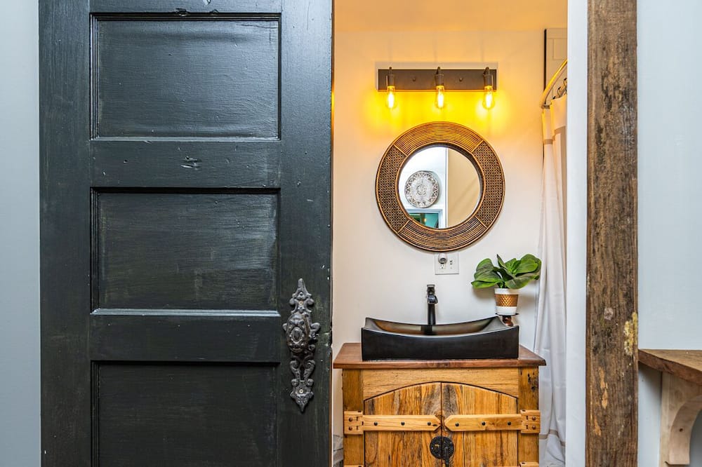 Photo of Bathroom in Laceys Spring