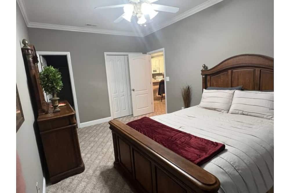 Photo of Bedroom in Athens