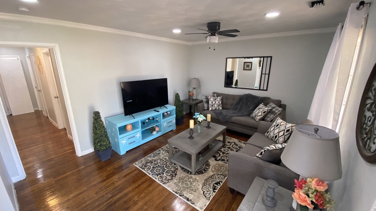 Photo of Livingroom in Decatur