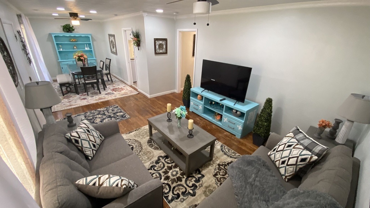 Photo of Livingroom in Decatur