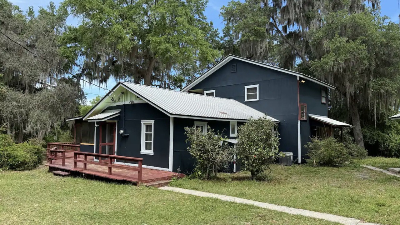 Photo of Outdoor in Edgar