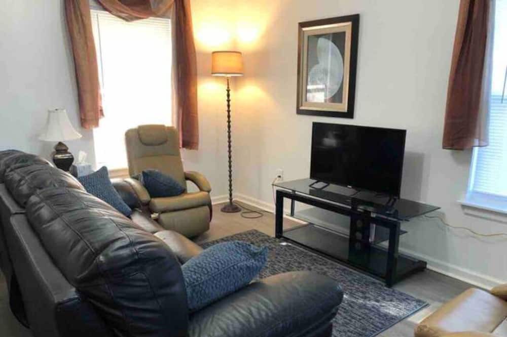 Photo of Livingroom in Atmore