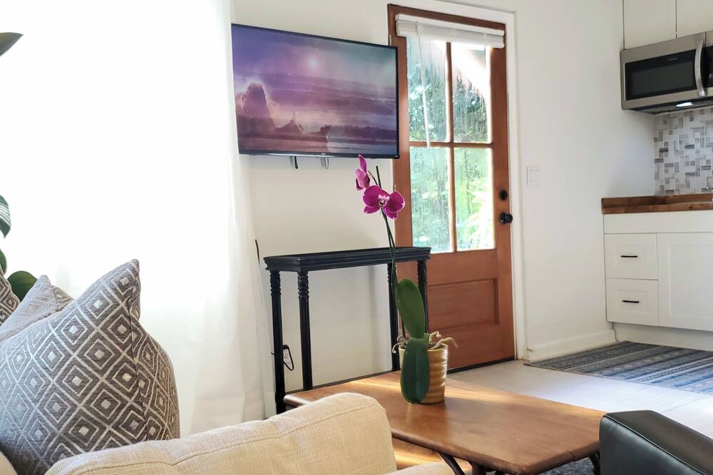 Photo of Livingroom in Bellview
