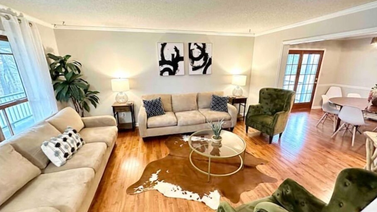 Photo of Livingroom in Normal
