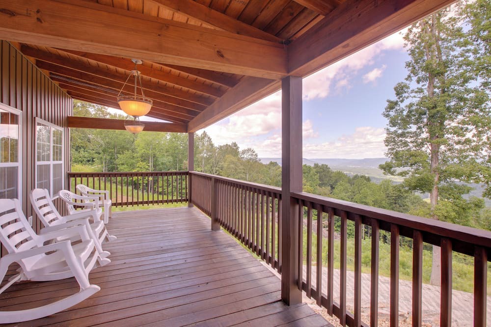 Photo of Outdoor in Bryant
