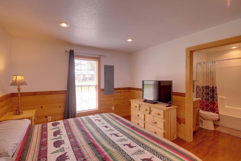 Photo of Bedroom in Bryant