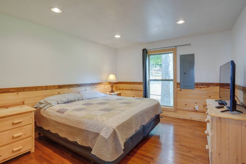 Photo of Bathroom in Bryant