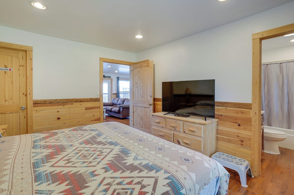 Photo of Bedroom in Bryant