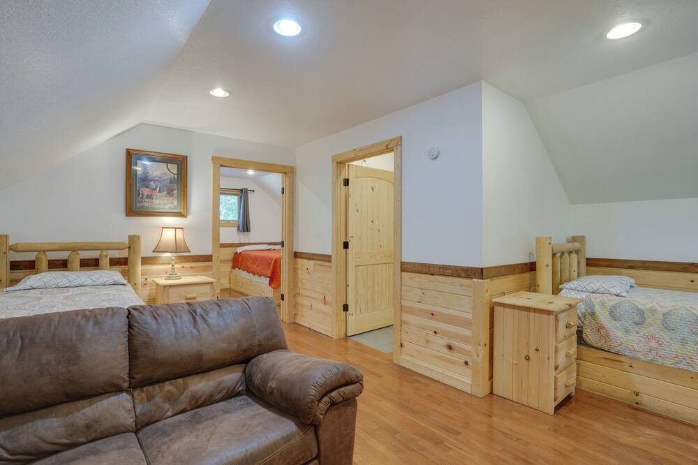 Photo of Livingroom in Bryant