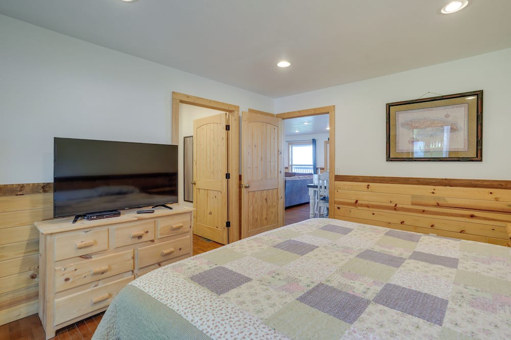 Photo of Bedroom in Bryant