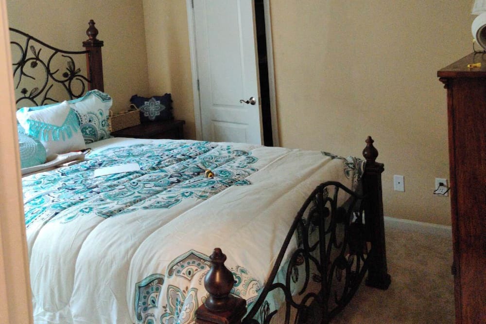 Photo of Bedroom in New Castle