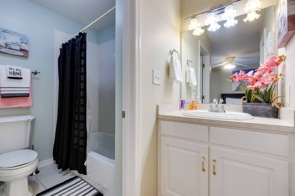 Photo of Bathroom in Theodore