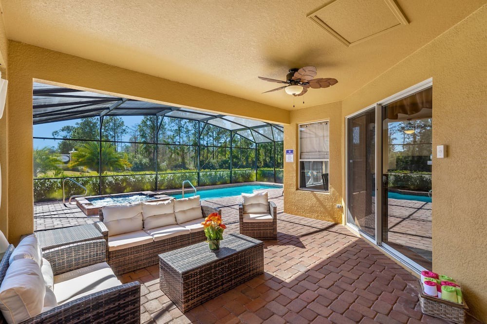 Photo of Patio Balcony in Watersong