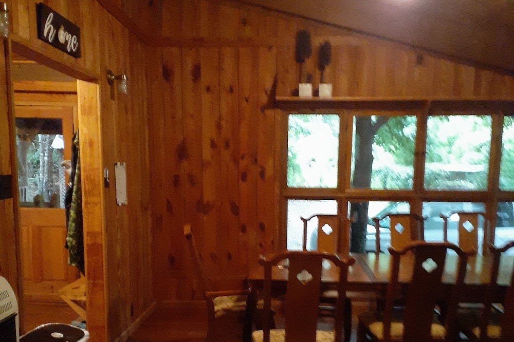 Photo of Livingroom in Wesson
